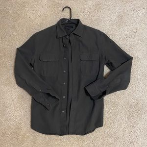 Banana Republic Standard fit terry shirt